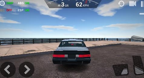 終極汽車駕駛：經(jīng)典版 無限金幣鉆石版