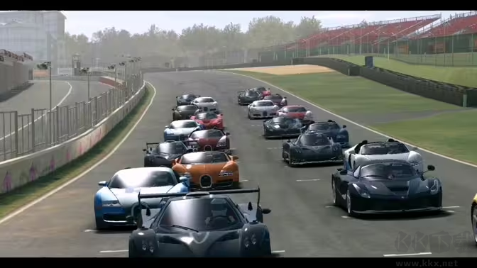 真實(shí)賽車3 V13.0.7 安卓版