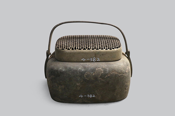 以下哪種古代取暖設備類似現(xiàn)代的暖手寶